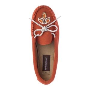 [US10] Manitobah Mukluks Kayak Moccasin Women's Orange Moccasins